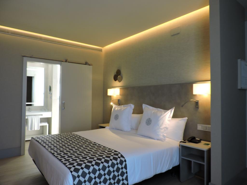 Premium Triple Room