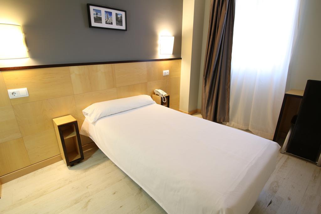 Budget Single Room,1580438659:JPEG
