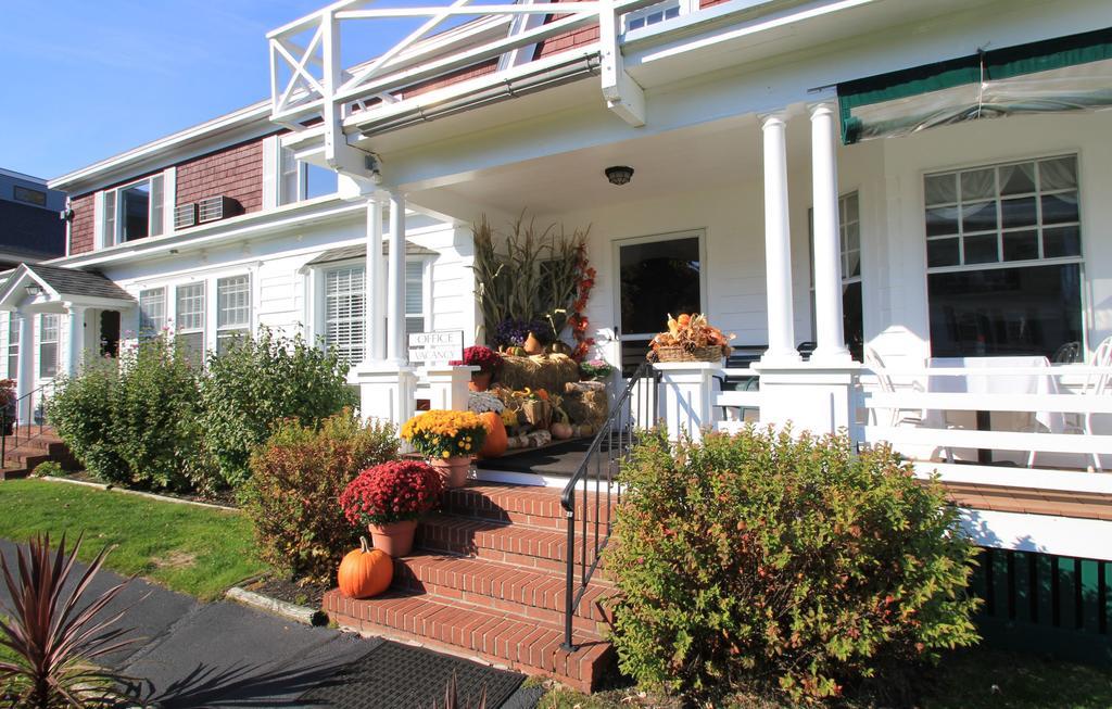 King Room - Main Inn Building