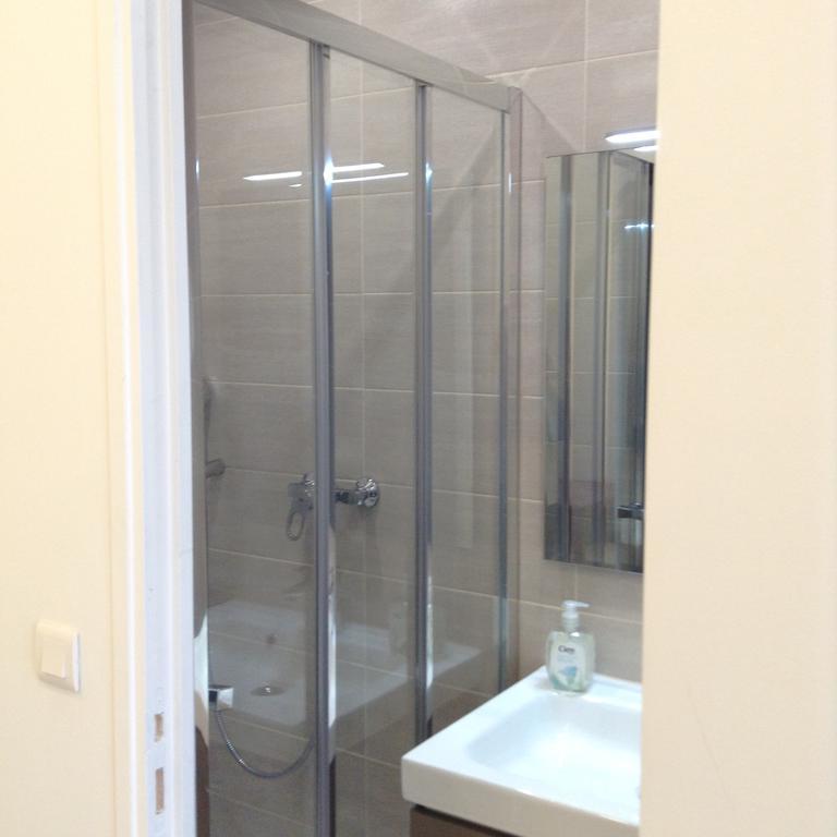 Double Room Private Bathroom,401995107:JPEG