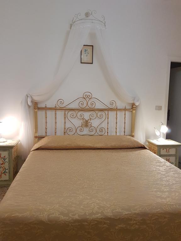 Chambre Simple avec Salle de Bains Commune