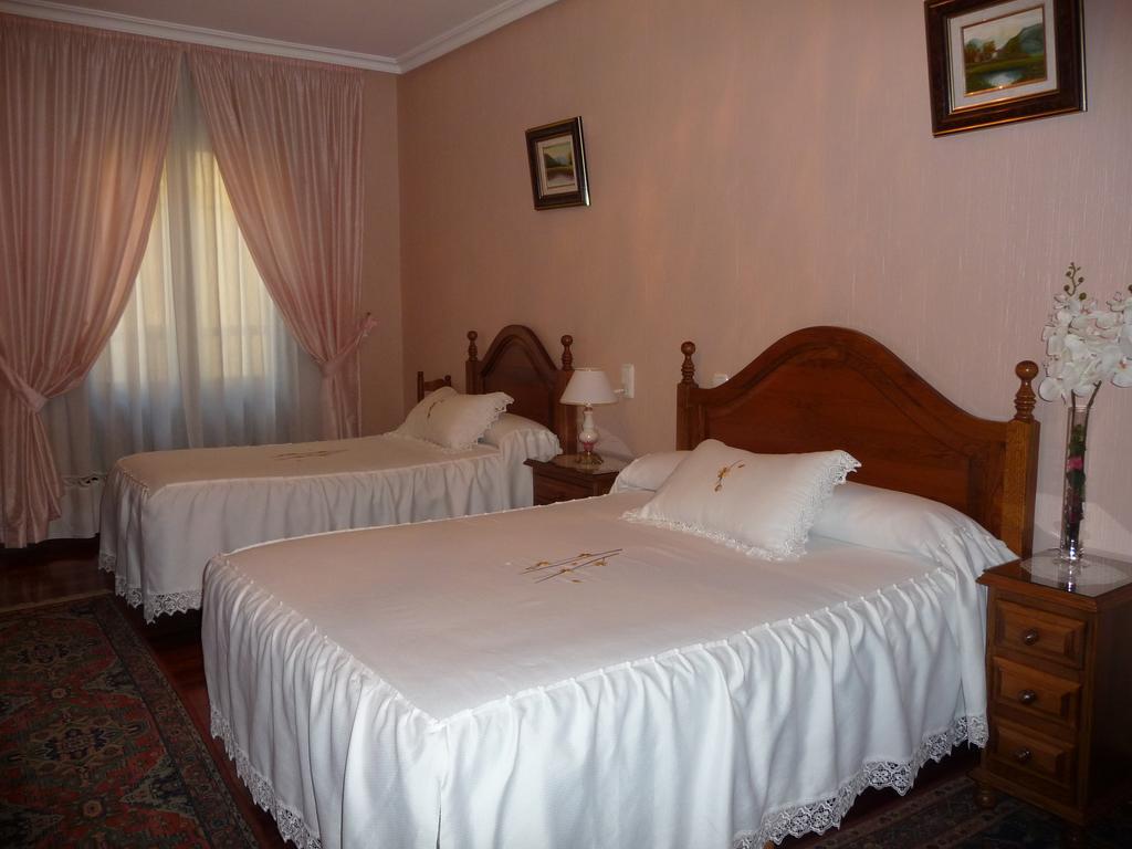 Chambre Triple avec Salle de Bains Privative
