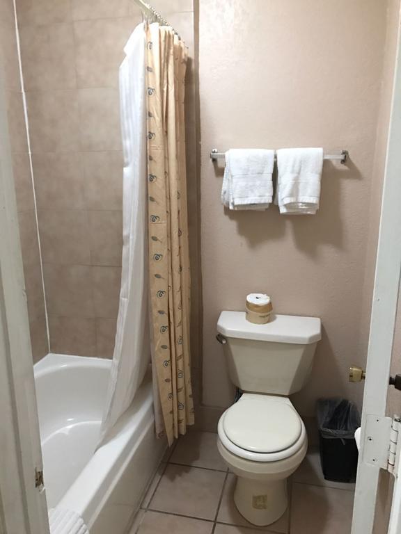 Chambre Lit King-Size - Non-Fumeurs