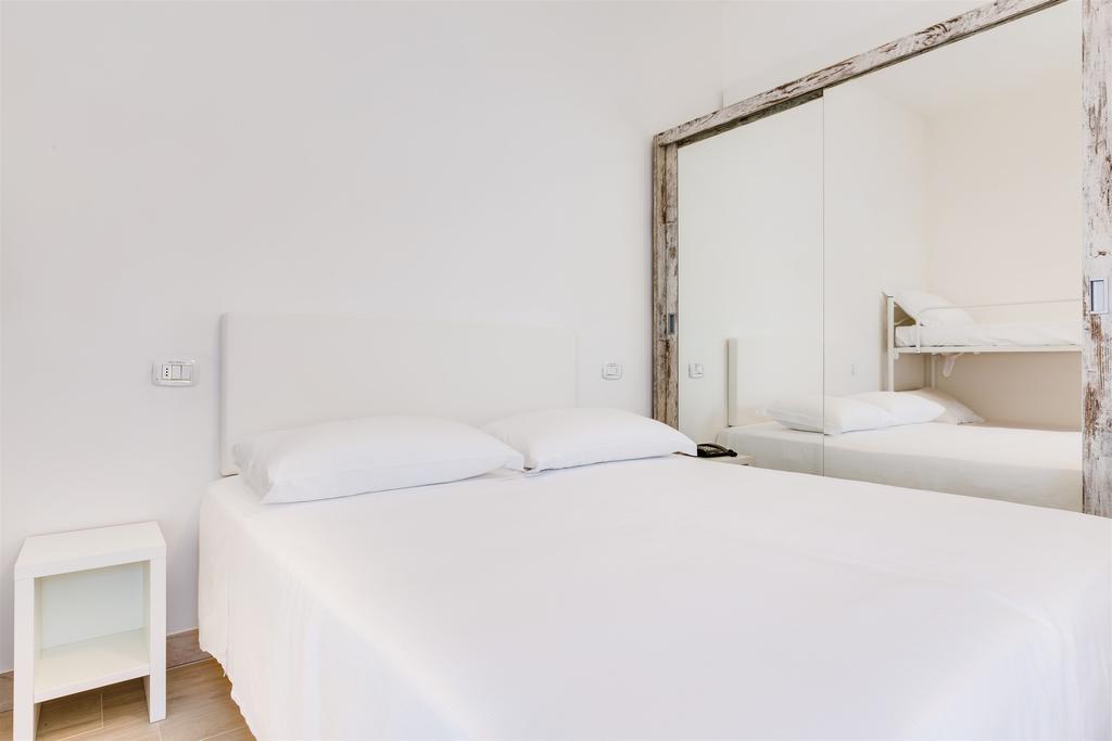 Single Room,1765855643:JPEG