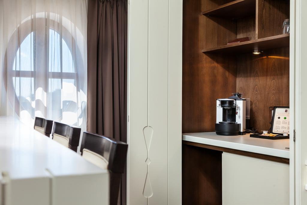 Suite VIP Cismigiu avec Terrasse et Connexion Wi-Fi Gratuite