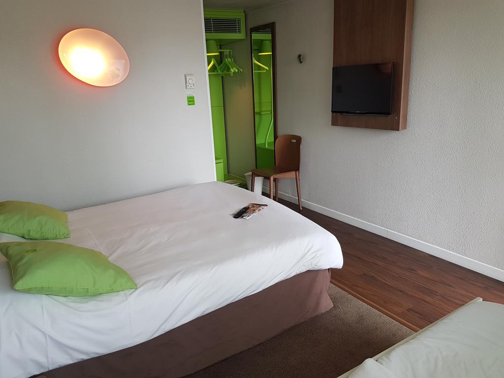 Chambre lits jumeaux standard avec 1 lit simple - Jusqu’à 10 ans