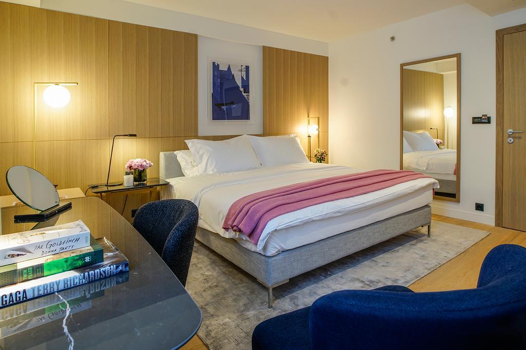 Classic Double Room,683474355:JPEG