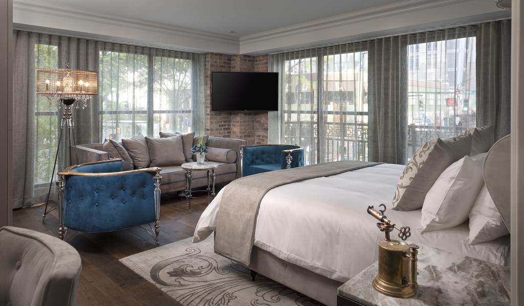 King Suite with Balcony