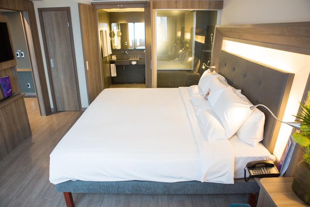 Quarto Queen Executivo com Vista Mar