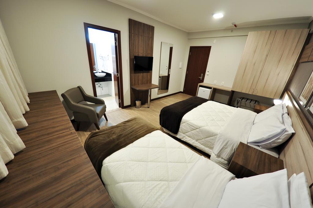Deluxe Twin Room,711829435:JPEG