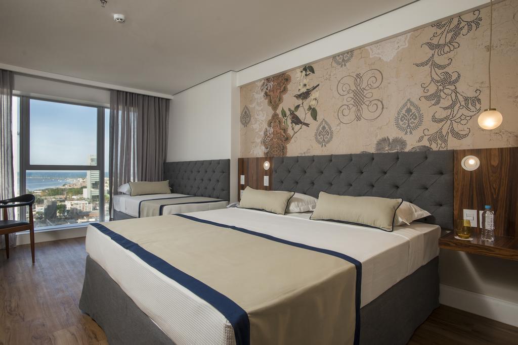 Quarto Triplo Superior