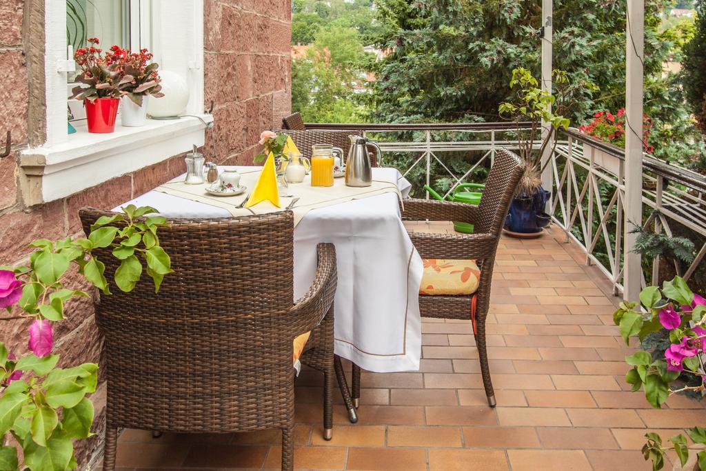 Familienzimmer mit Verbindungstür