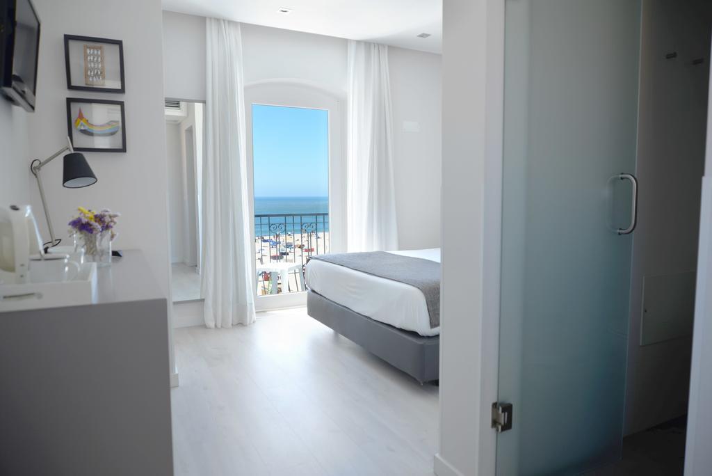 Double Room Romantic,507110550:JPEG