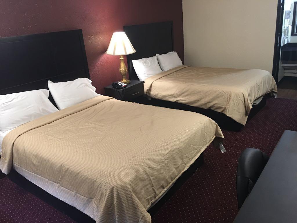 Standard Queen Room with Two Queen Beds