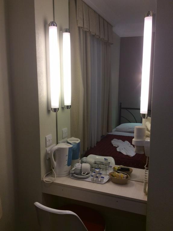 Twin Room Private Bathroom,450537309:JPEG