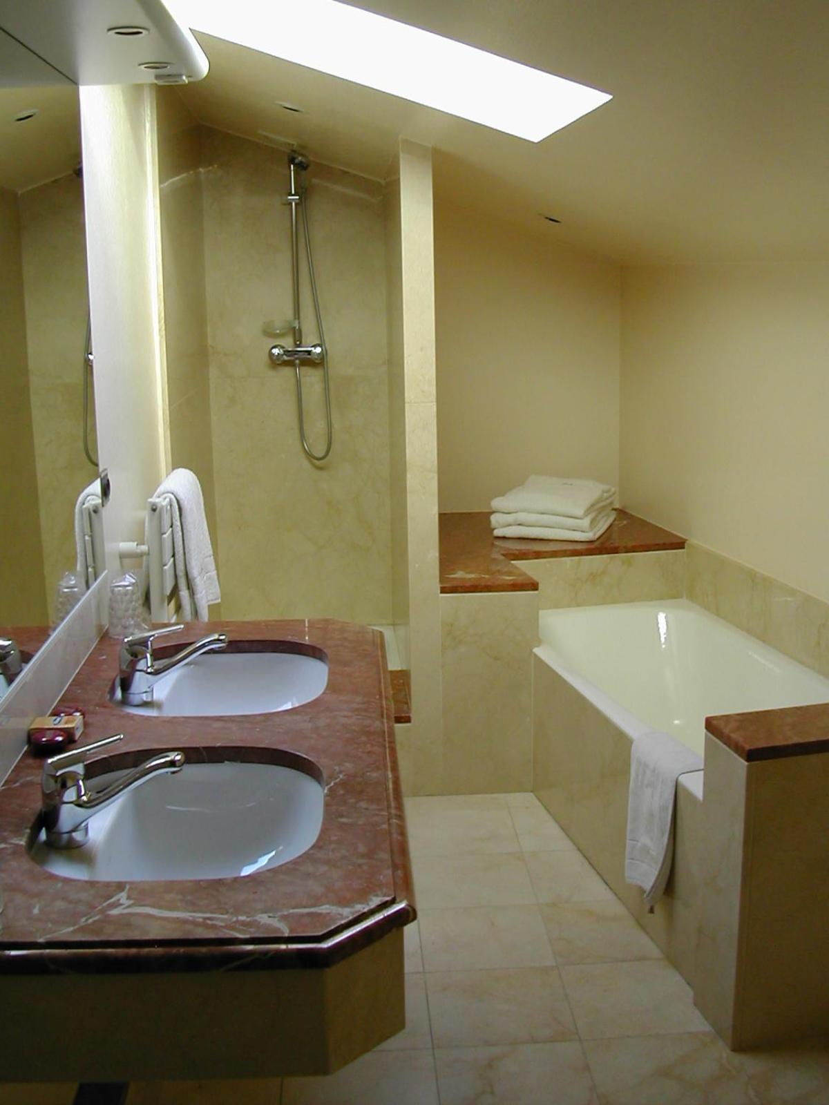 Chambre Familiale Supérieure