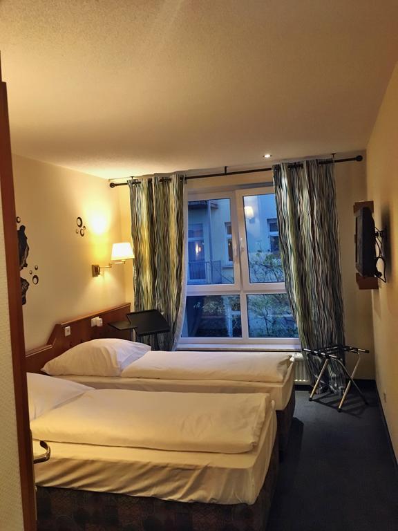 Zweibettzimmer