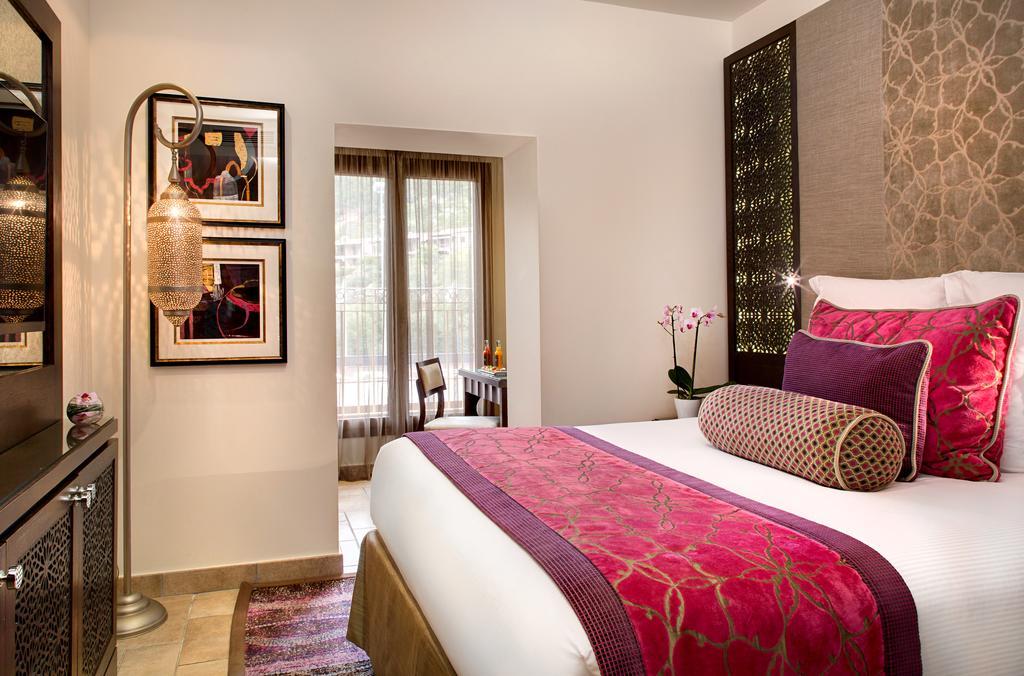 Beachside Standard Room