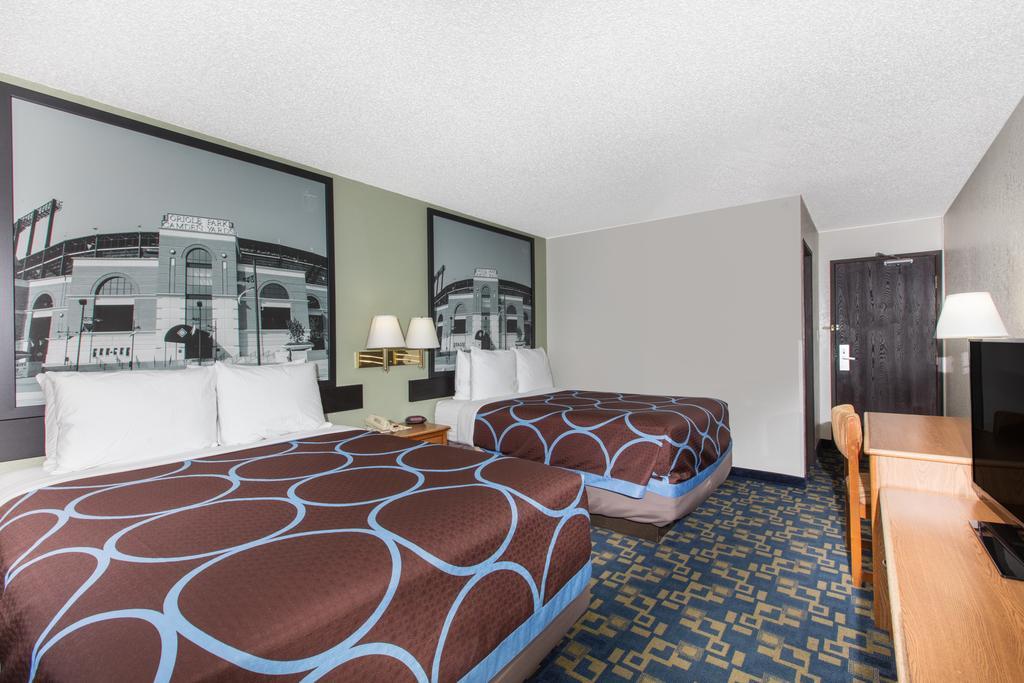 Queen Room with Two Queen Beds - Non-Smoking