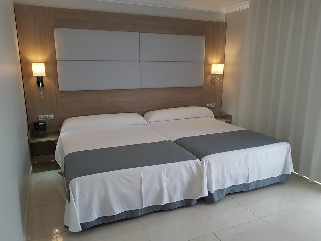 Double or Twin Room (3 Adults+ 1 Child)