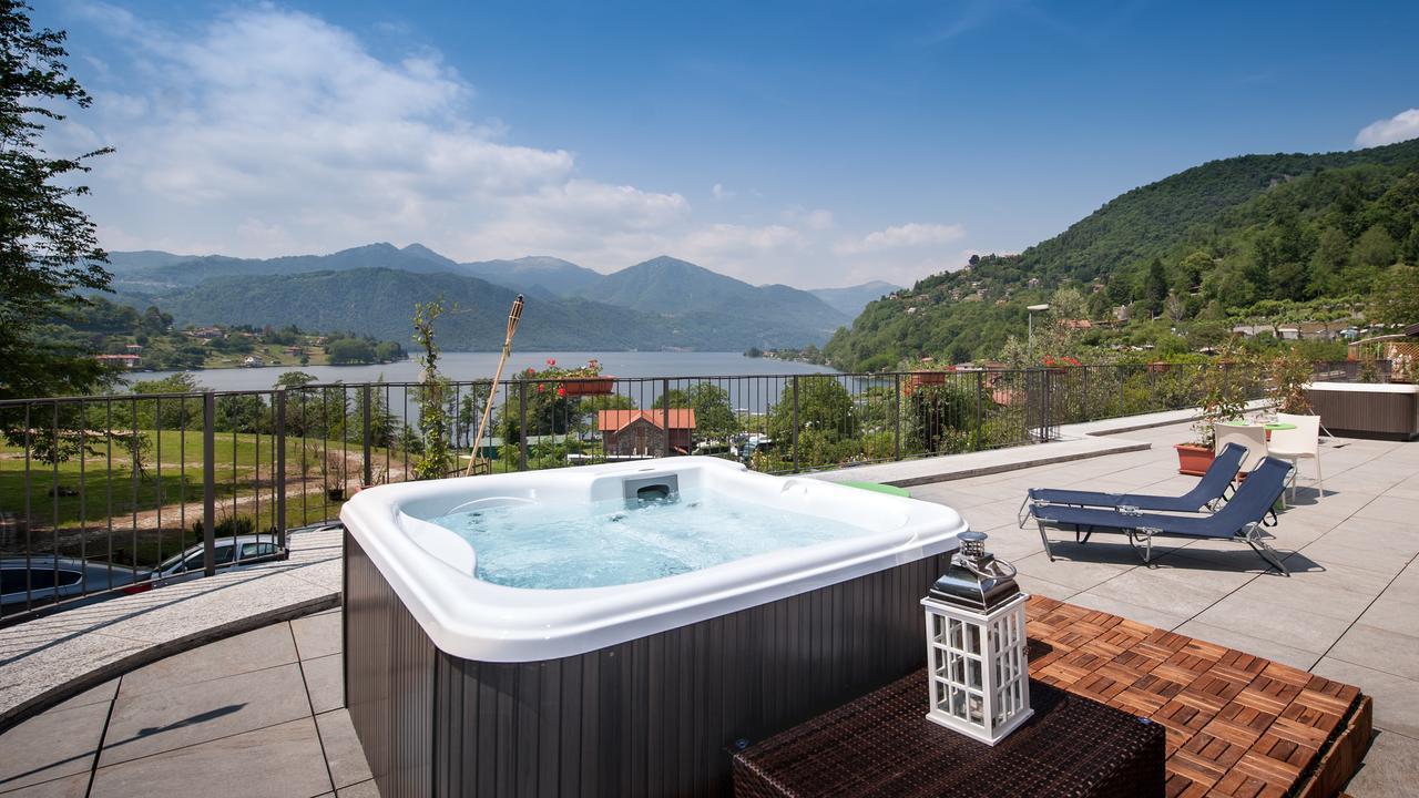 Suite Hot Tub,506823210:JPEG