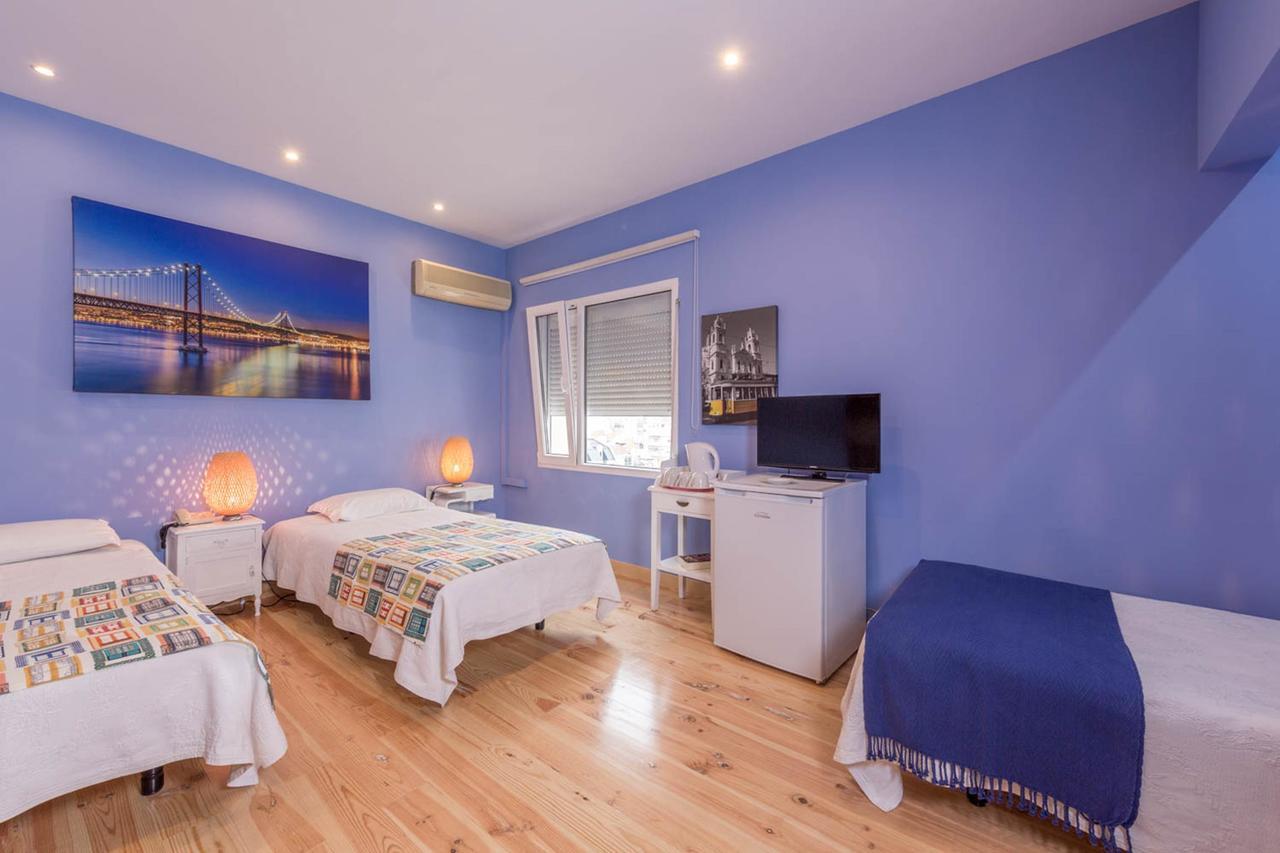 Driepersoonskamer met Eigen Badkamer