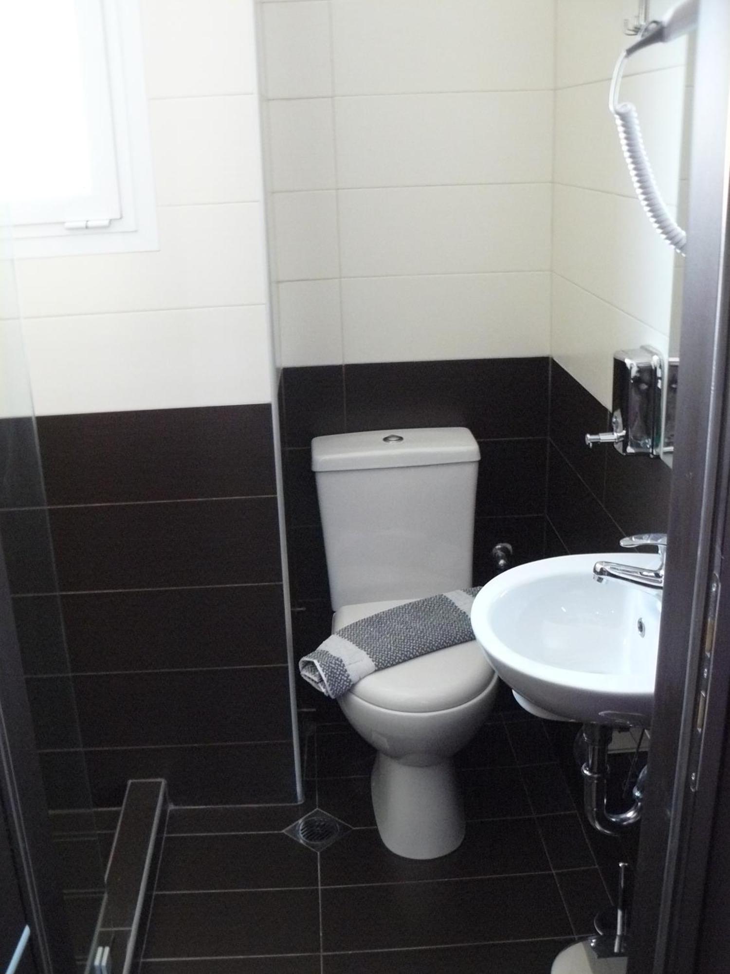 Single Room,1004027799:JPEG