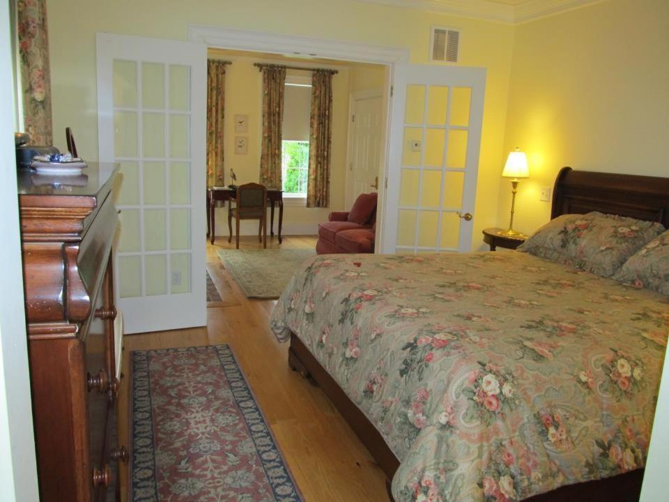 King Suite - 1