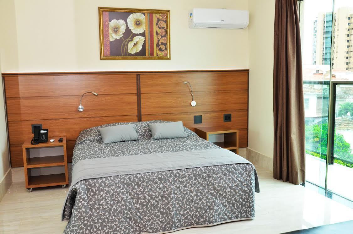 Quarto Duplo