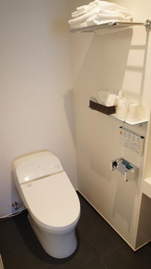 Single Room Shower,527970747:JPEG