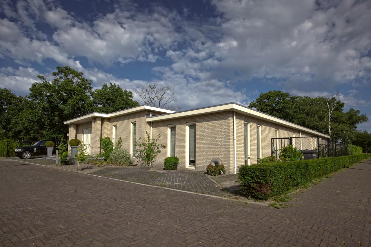 Deluxe Kamer (2 Volwassenen + 1 Kind)
