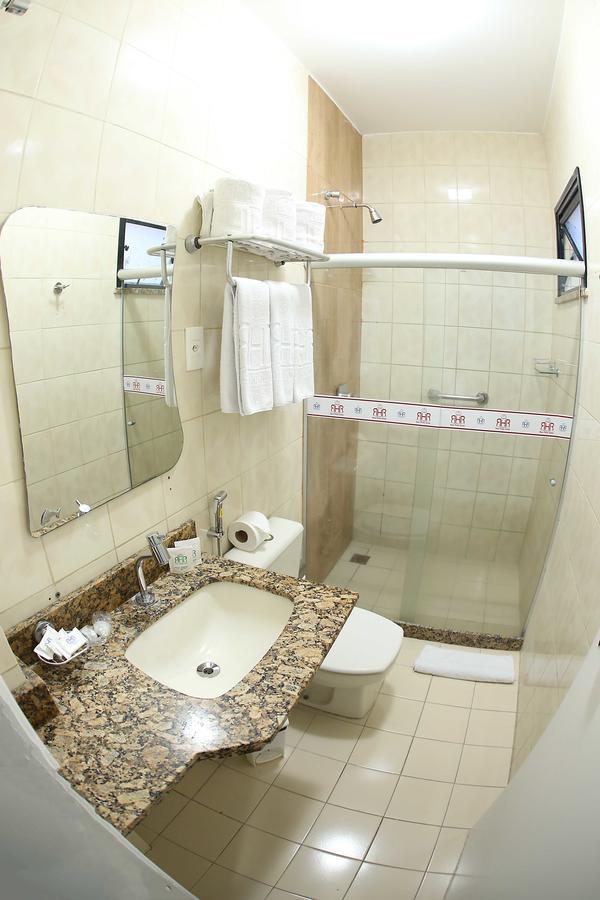 Quarto Triplo com 1 Cama de Casal e 1 Cama de Solteiro
