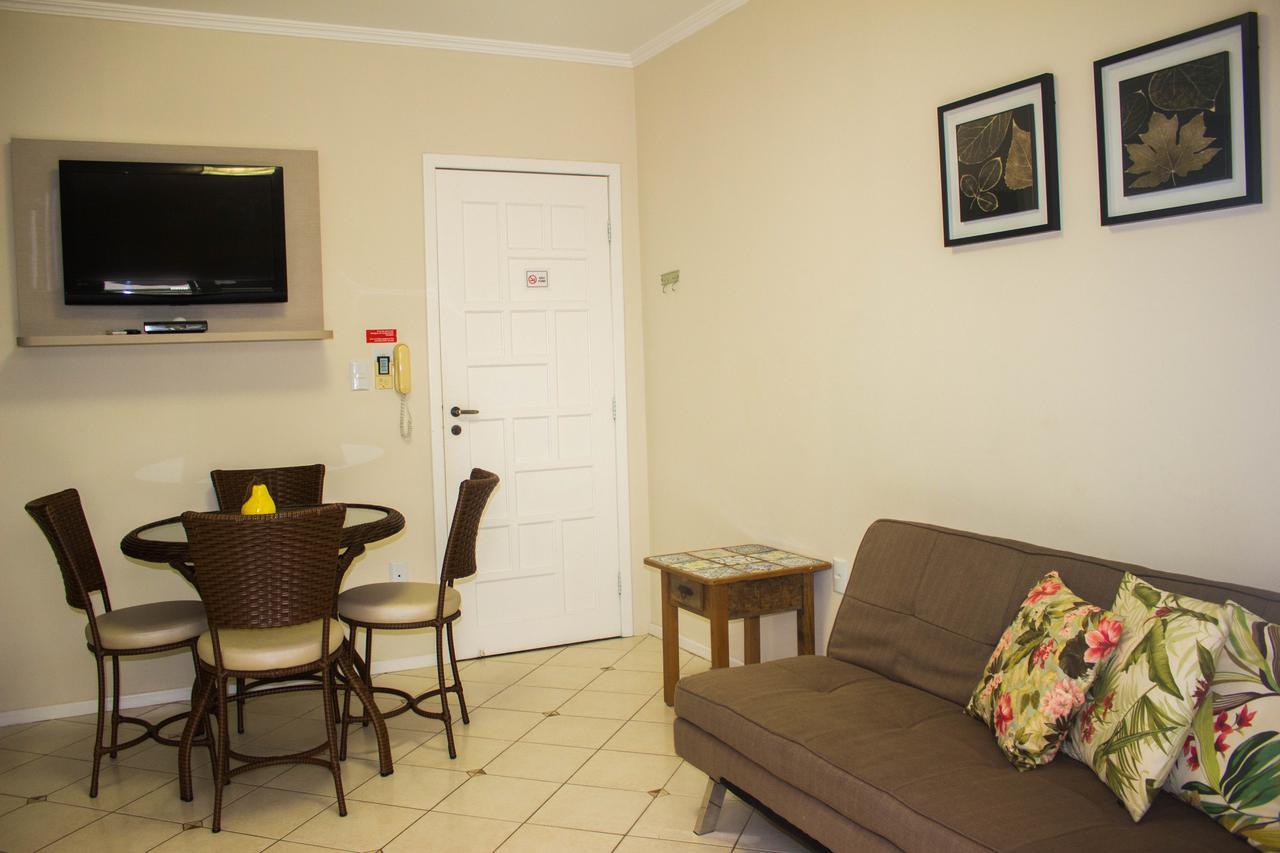 One-Bedroom Apartment,559387908:JPEG