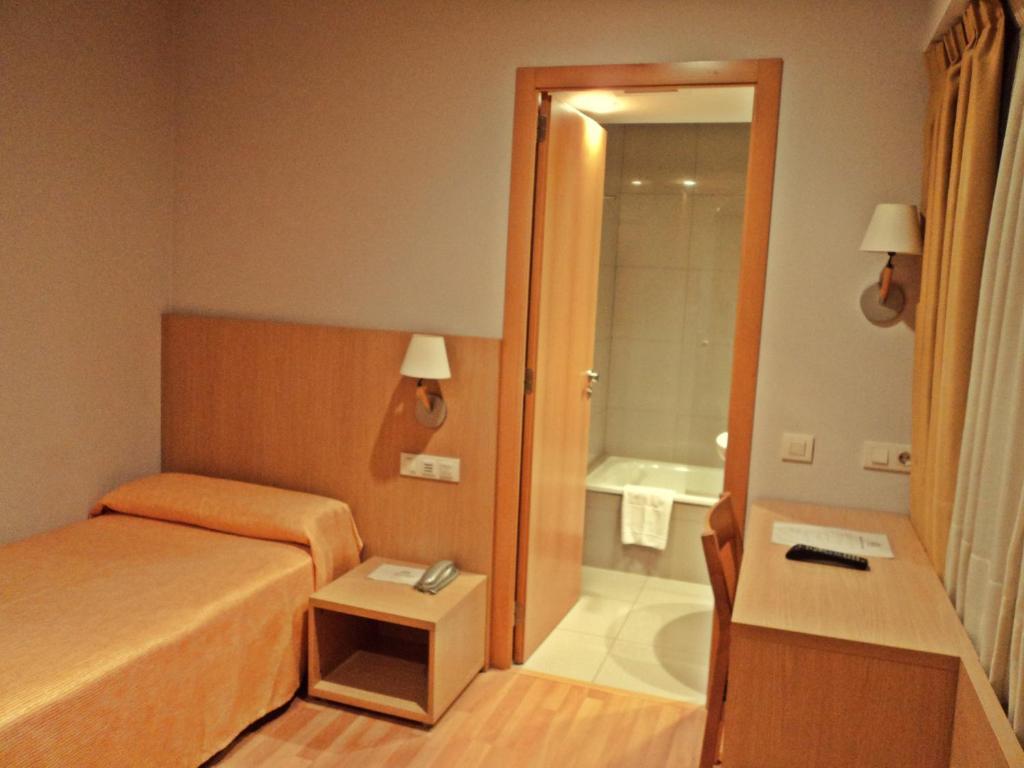 Single Room,10284722:JPEG