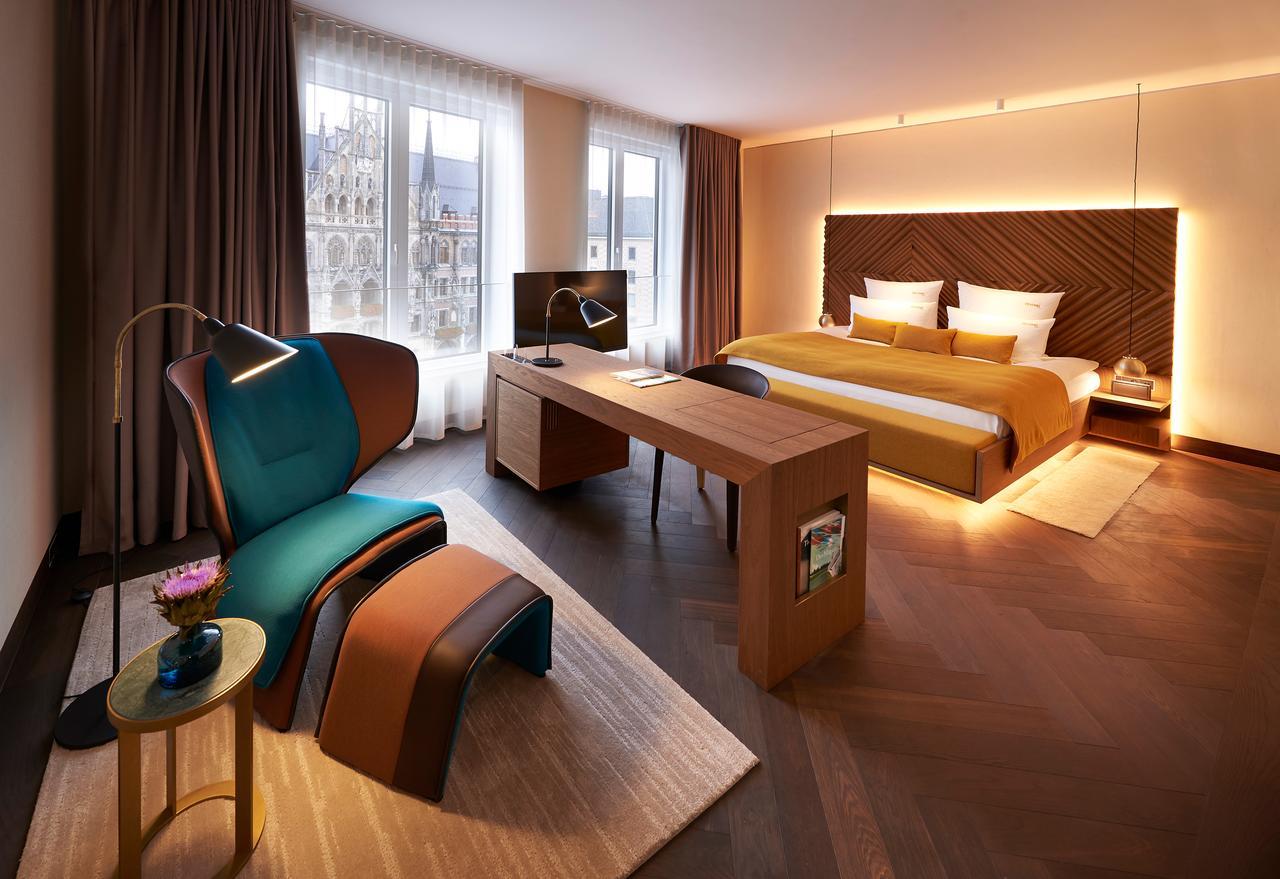 Junior Suite met Uitzicht op de Marienplatz