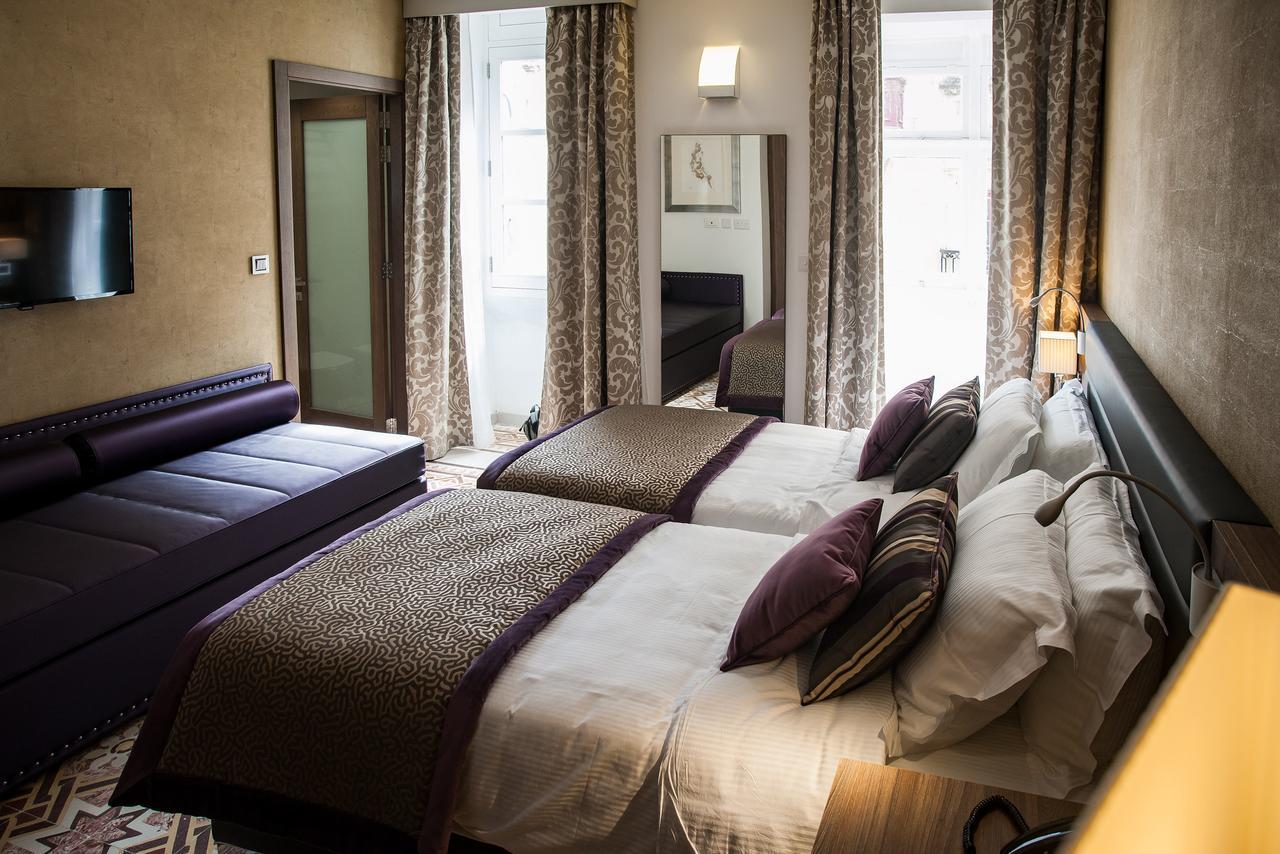 Chambre Triple
