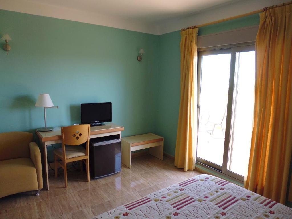 Double or Twin Room,639961713:JPEG