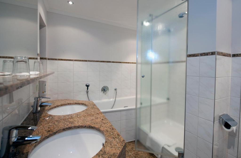 Quarto Triplo Standard