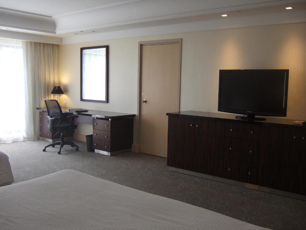 Premier Quadruple Room,61202167:JPEG