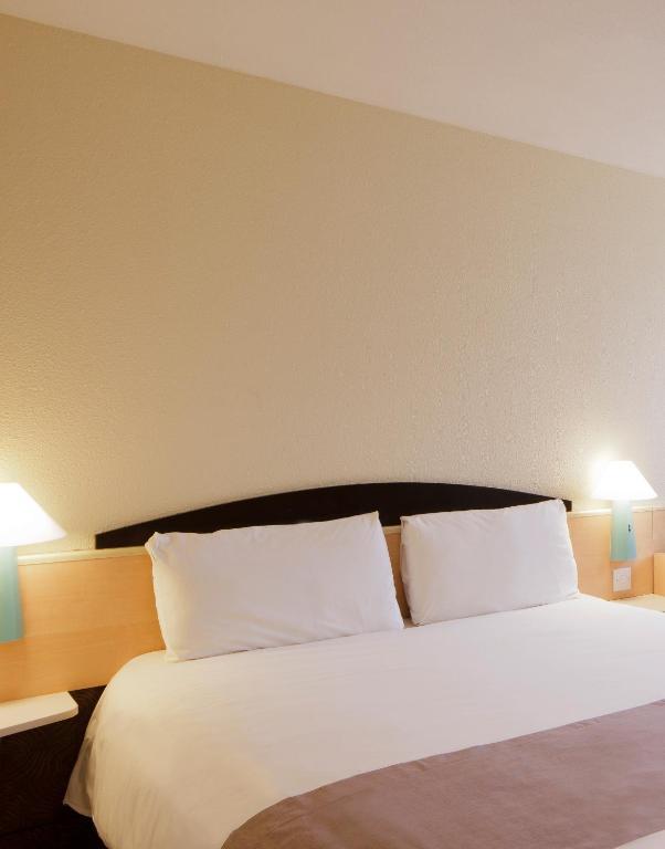 Standard Double Room,61322713:JPEG