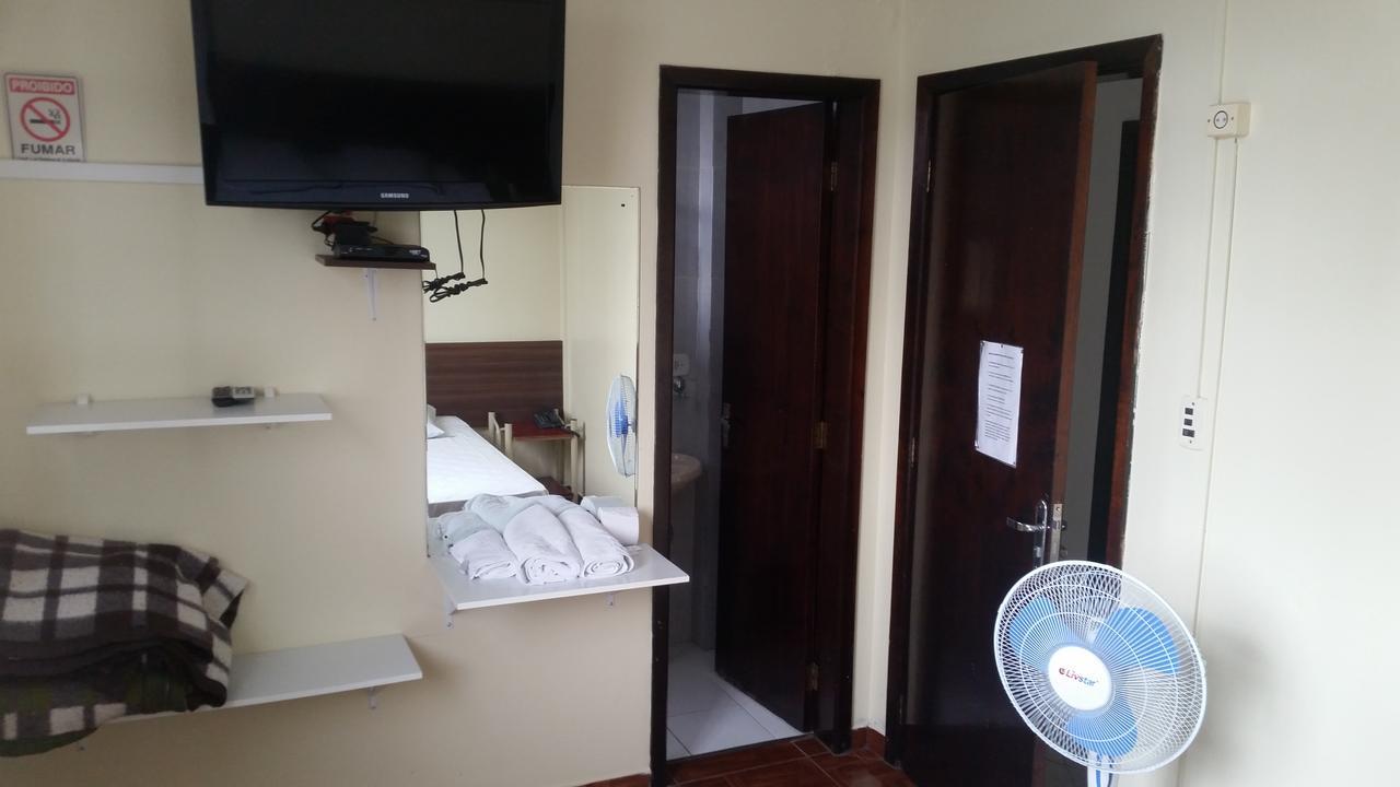 Quarto com Cama de Casal ou 2 de Solteiro
