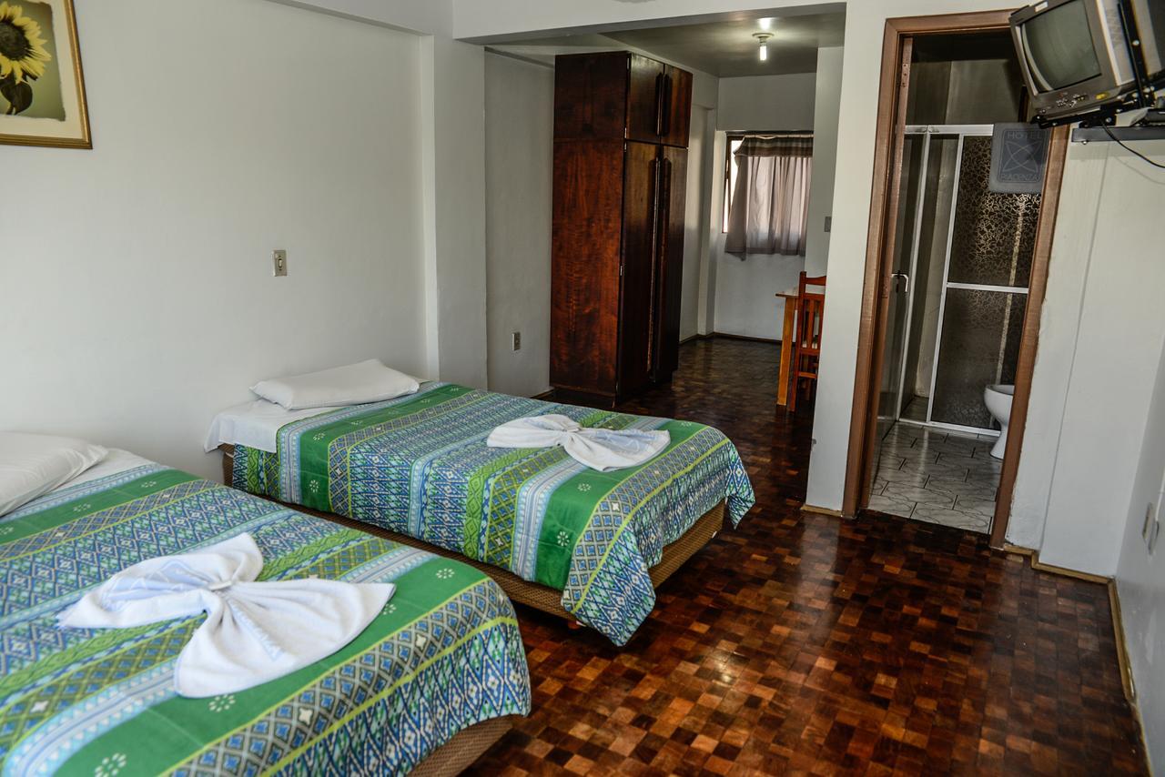 Quarto Duplo