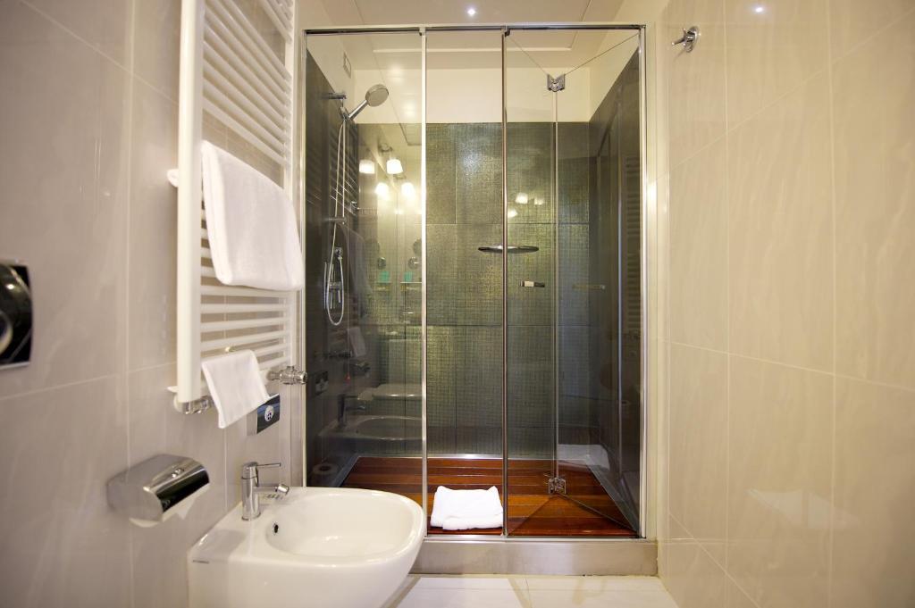 Quarto Clássico com 2 Camas Individuais
