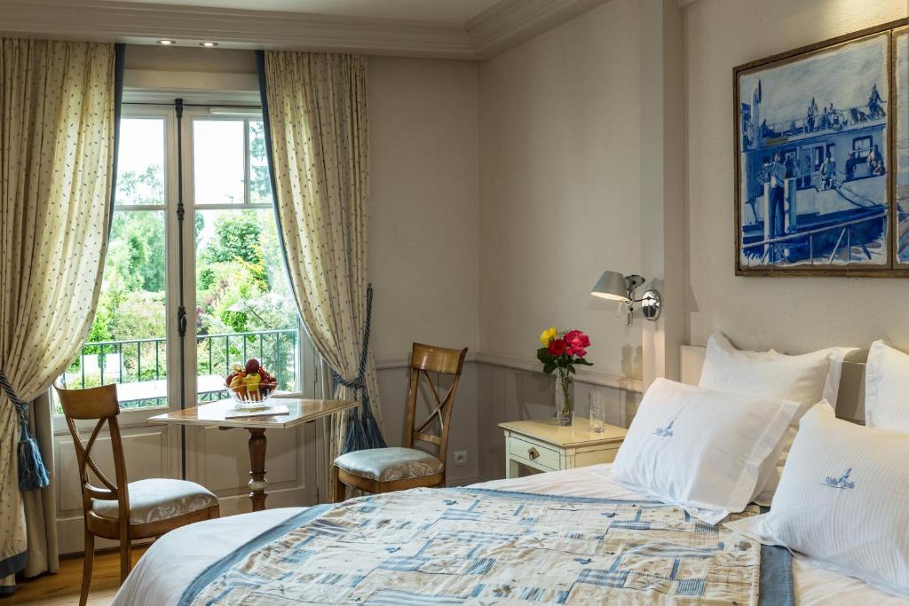 Chambre Double/Lits Jumeaux Côté Piscine