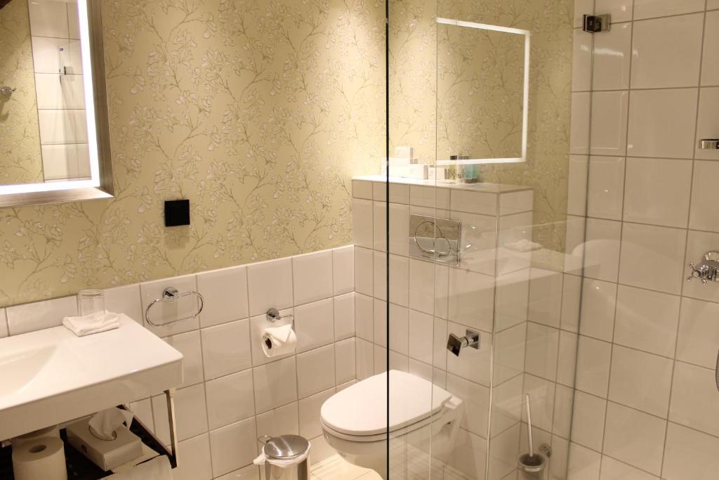 Kleine Tweepersoonskamer met 2 Aparte Bedden