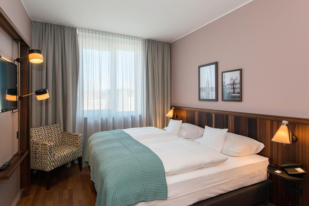 Zimmer mit Stadtblick