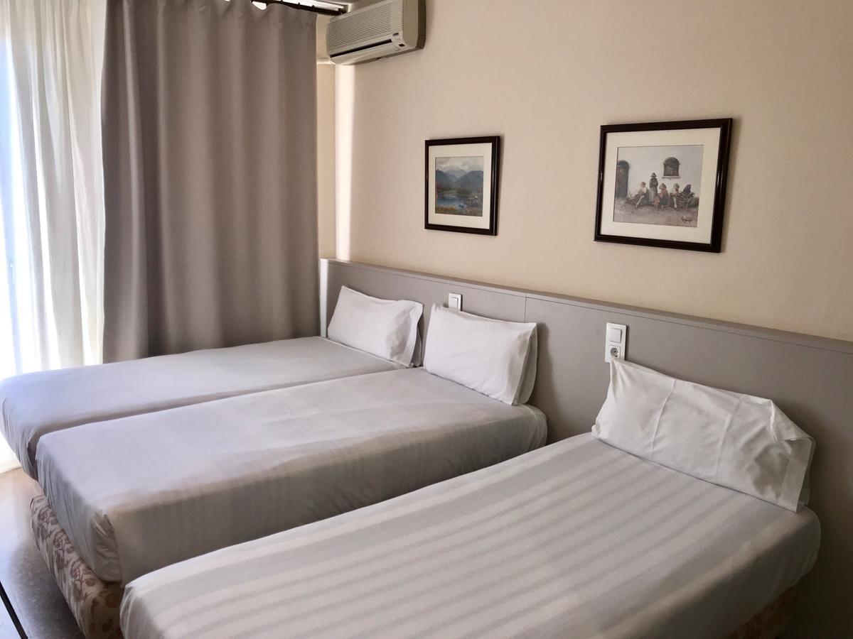 Habitación Triple Básica