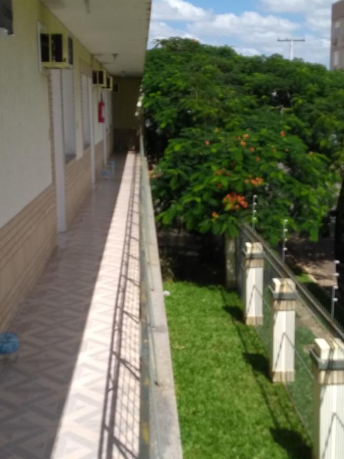 Quarto com Cama de Casal ou 2 de Solteiro