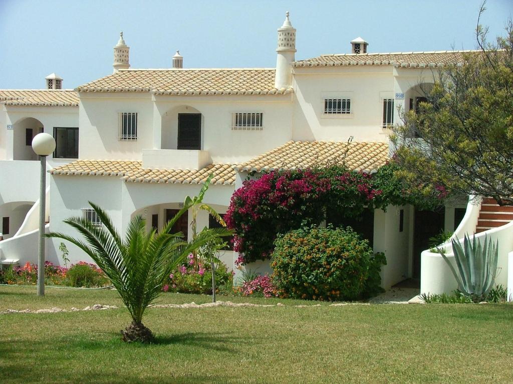 Apartamento com 3 Quartos