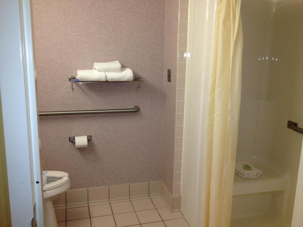 Deluxe Queen Room with Two Queen Beds